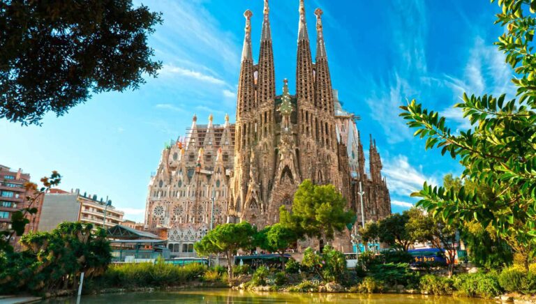 La Sagrada Familia en Barcelona, España