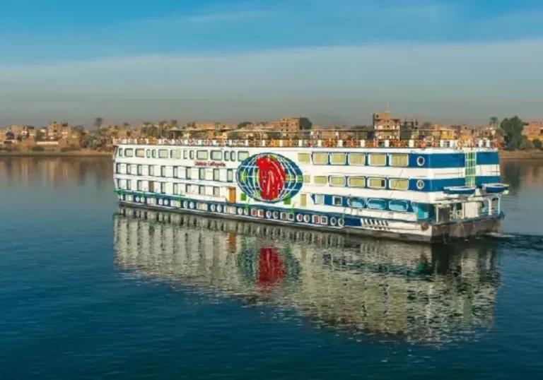 Chateau Lafayette Crucero Por El Nilo