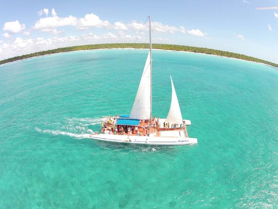 Combo Caribe: Saona, Santo Domingo y Buggies Macao